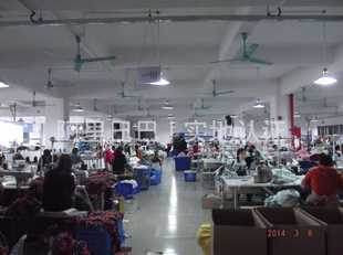 广州豪运服装番禺分公司 专业服装服饰零售的领航者