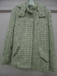 日韩风尚，惊喜价享 女装尾货外套零售攻略